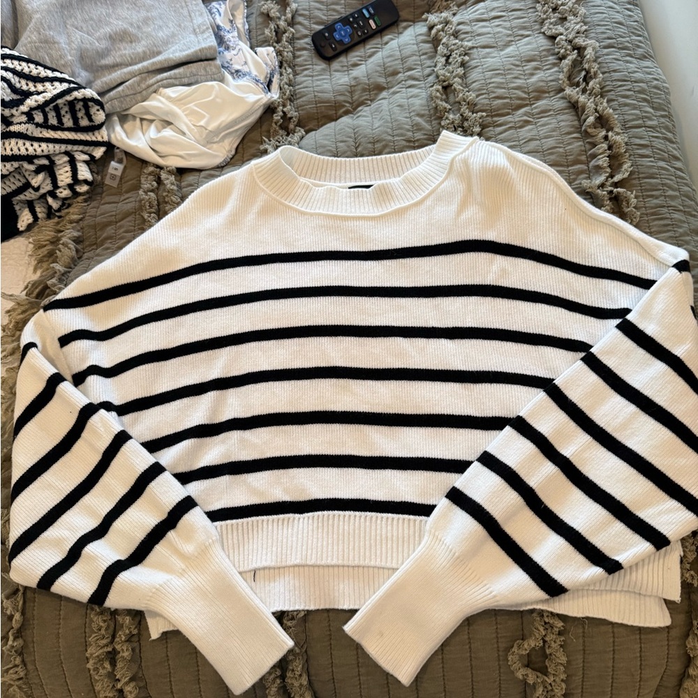 Amazon Black and White Striped Women's Sweater